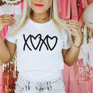 XOXO Valentine's Day T-shirt Graphic T-shirt - Unisex - White